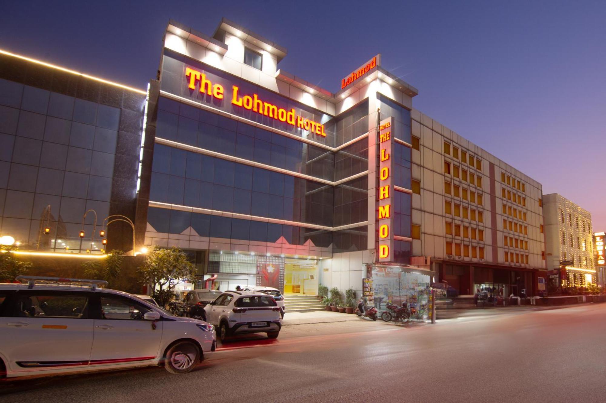 Hotel Lohmod At National Highway 8 - Free Airport Transffer New Delhi Ngoại thất bức ảnh