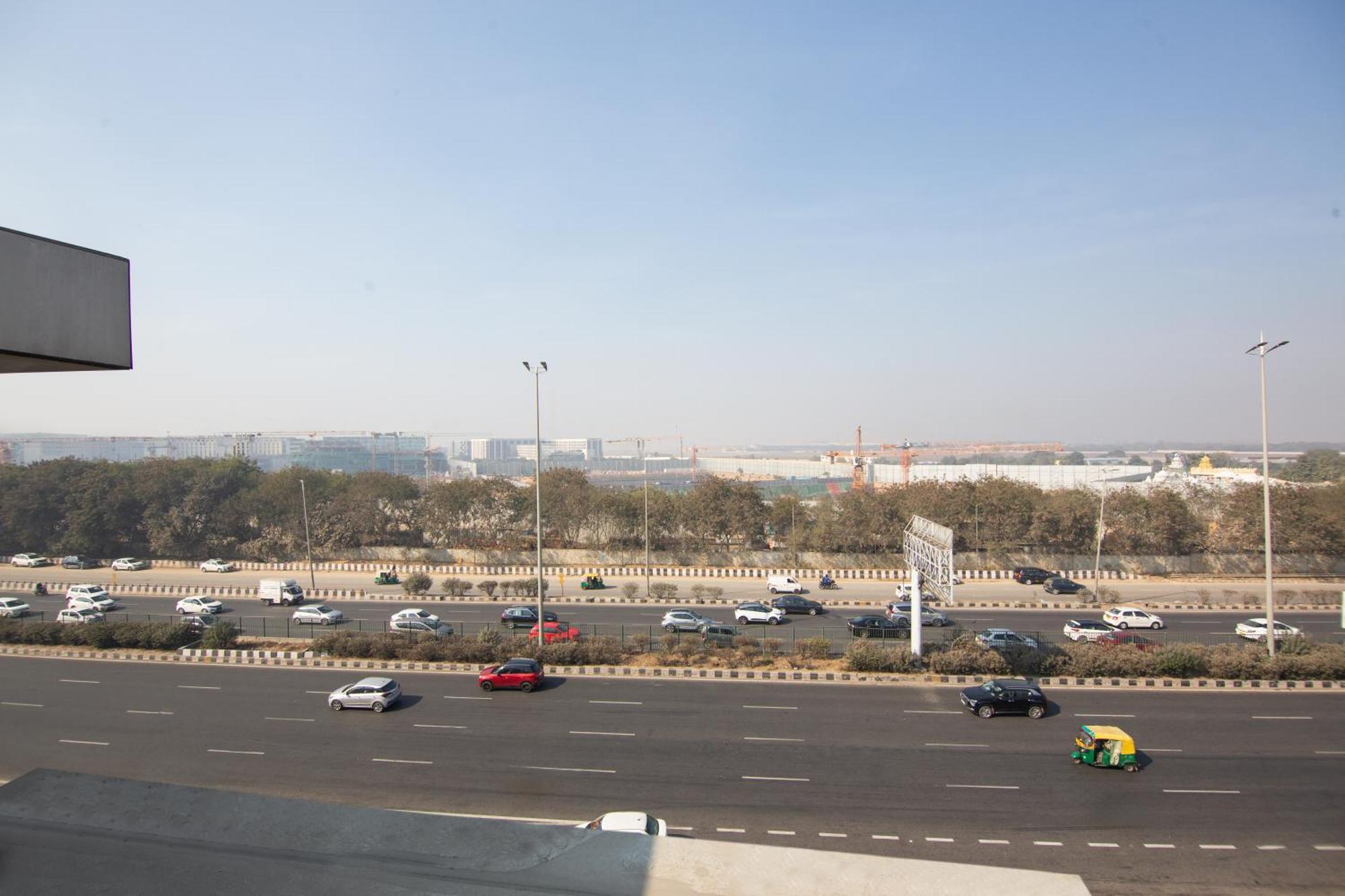 Hotel Lohmod At National Highway 8 - Free Airport Transffer New Delhi Ngoại thất bức ảnh