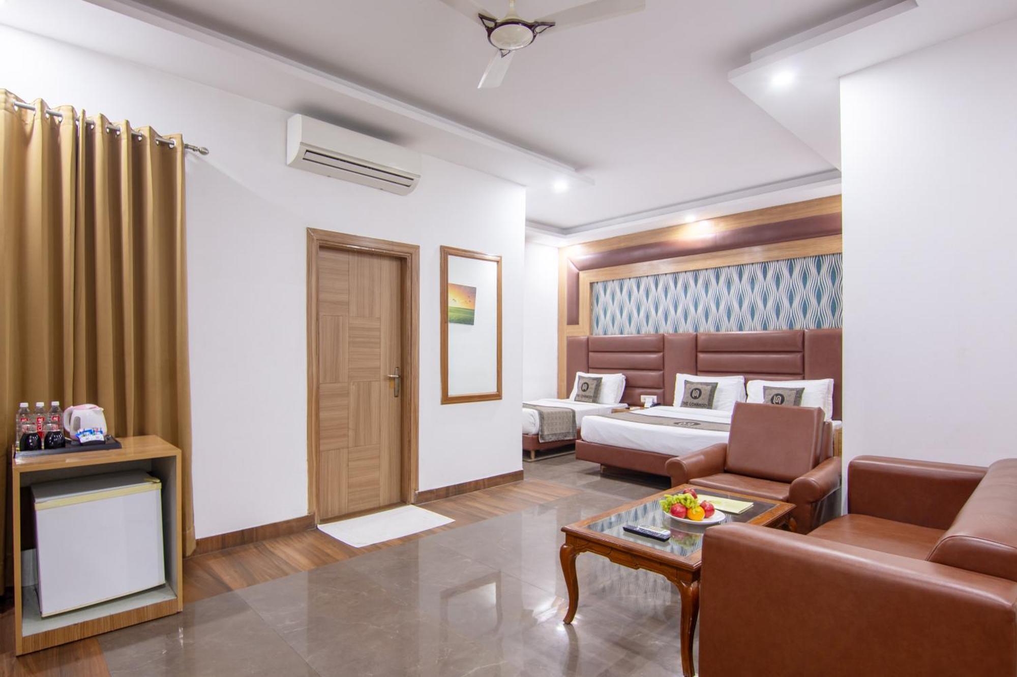 Hotel Lohmod At National Highway 8 - Free Airport Transffer New Delhi Ngoại thất bức ảnh