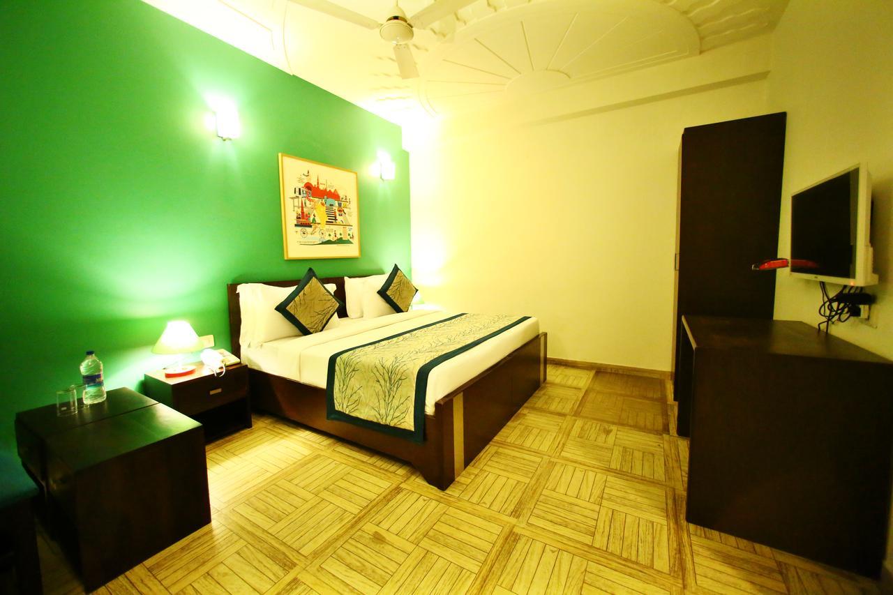 Hotel Lohmod At National Highway 8 - Free Airport Transffer New Delhi Ngoại thất bức ảnh